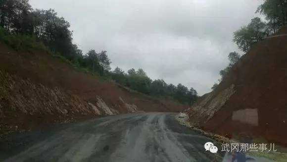 武冈这条最烂的邓狮公路终于开始修了...