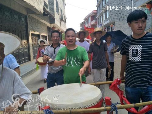 “微信之父”张小龙家乡庆祝其担任文化公益形象大使