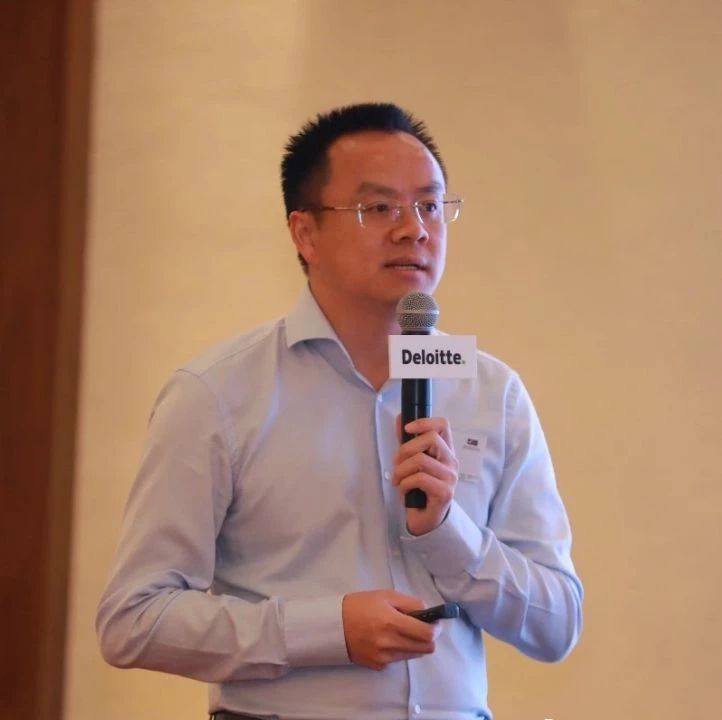 商会风采 | 常务副会长，WOOK集团创始人兼CEO许龙华