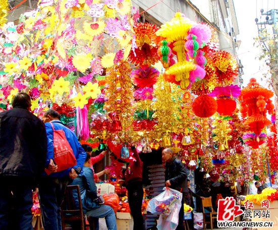 中国云倡议网友清明节“诗歌祭祀，绿色祭扫”，给力环保