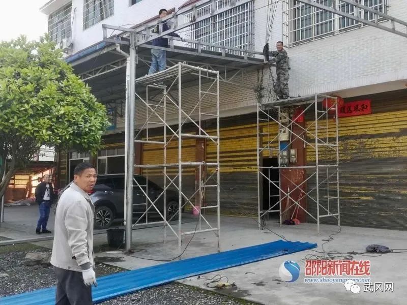 违建！武冈这个地方的广告牌被拆了