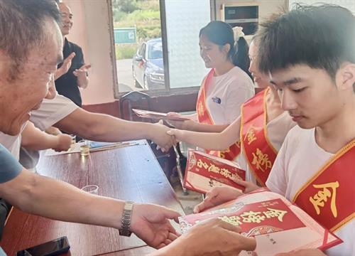 全村榜样！武冈杨柳村表彰优秀学子