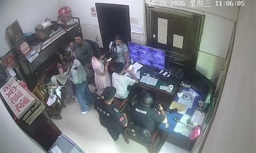 武冈公安破获一起合同诈骗案，为1300名群众和员工追回12万