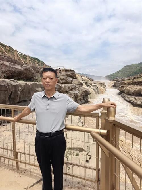 熊烨其人其诗