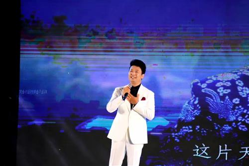 名家荟萃唱响千年王城“为人民歌唱”公益演唱会在武冈圆满落幕
