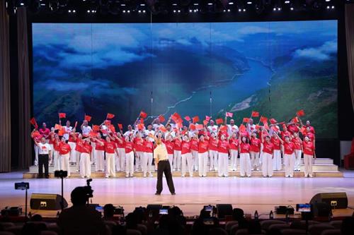 武冈市老干部大学举行2026年重阳节文艺汇演