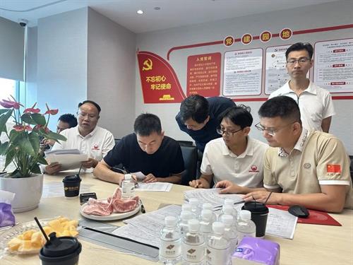 武冈《十年轮回暖冬工程》之第十期湘西助学温馨工程受助者资格审核会议召开