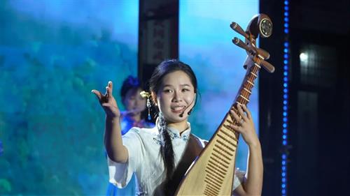 武冈玉龙社区：“待客有礼”邻里节暖心上演 文明新风浸润民心
