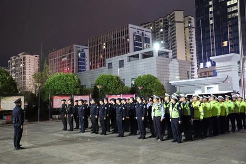 武冈公安开展集中统一清查行动